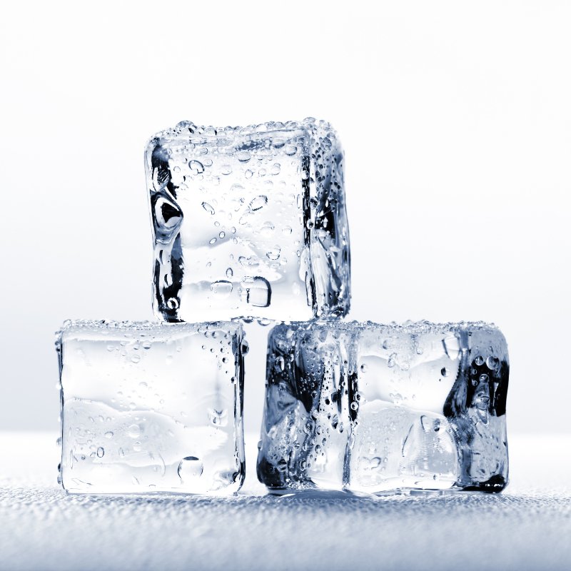 Ice Cubes - 6 x 6 Lb Retail Bags - Valley Direct Foods - All - Beverages - Canadian